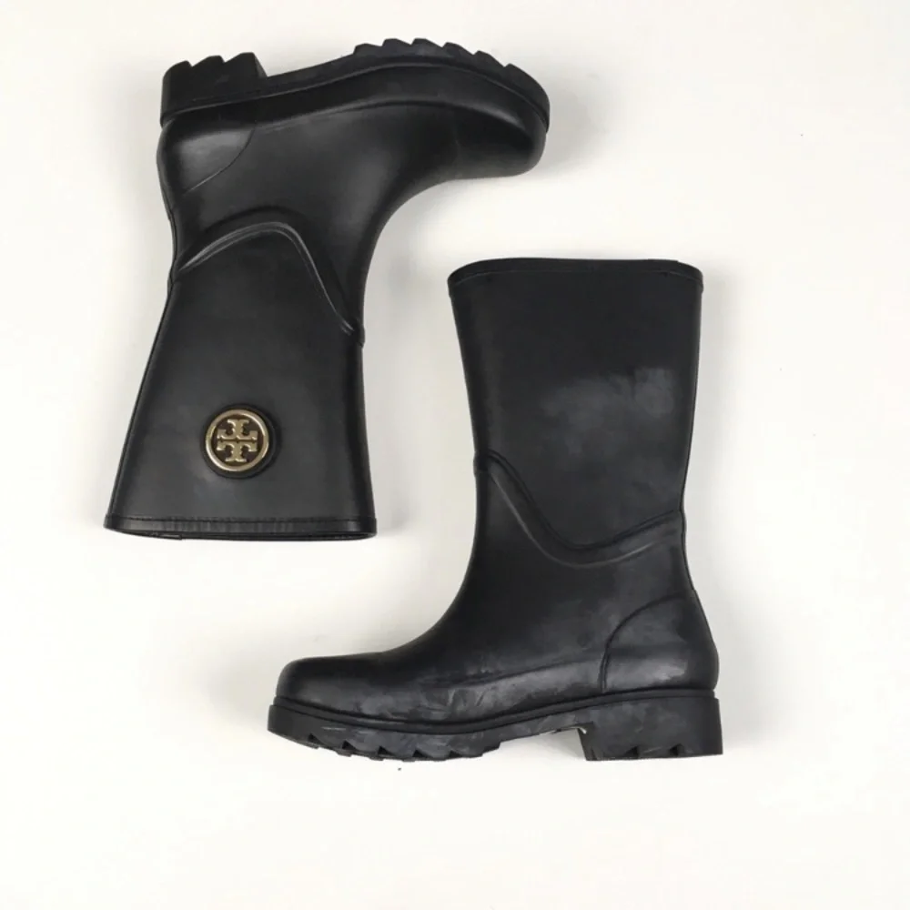 Tory Burch Black Maureen Rain Rubber Short Boots Women’s‎ Sz 5